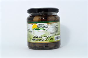 Olive da tavola nera denocciolata